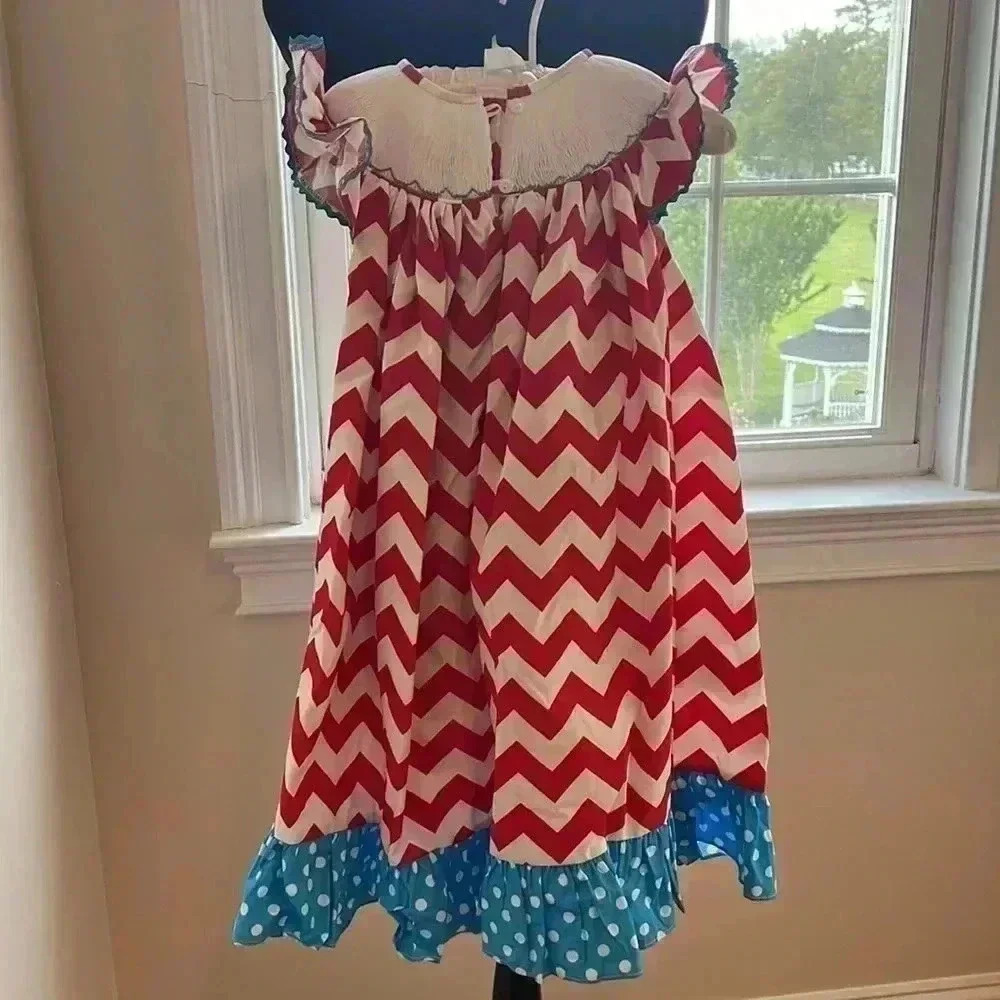 GIRLS RUFFLE SMOCKED DRESS SIZE 4 - Picture 6 of 7